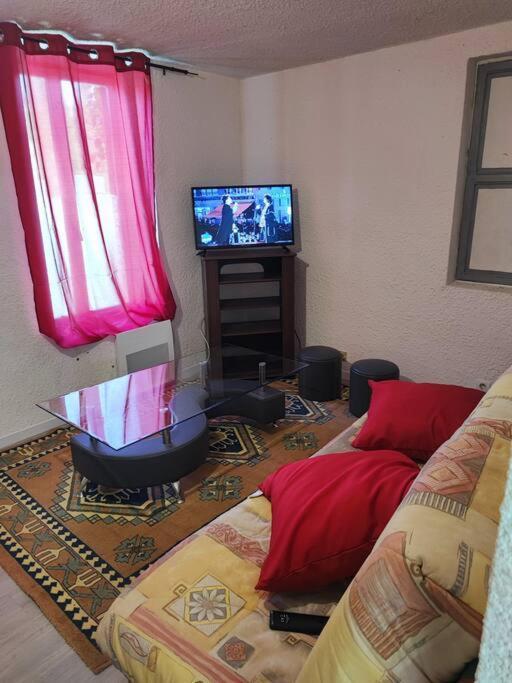 Saint Uze Appartement Bagian luar foto